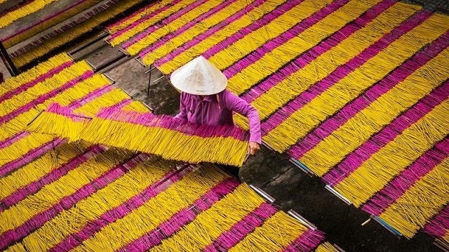 Bột keo bời lời – thành phần không thể thiếu trong sản xuất hương nhang