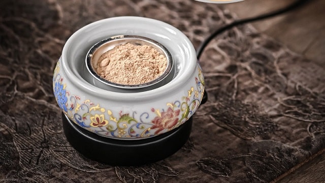 Cách đốt bột trầm hương đúng chuẩn