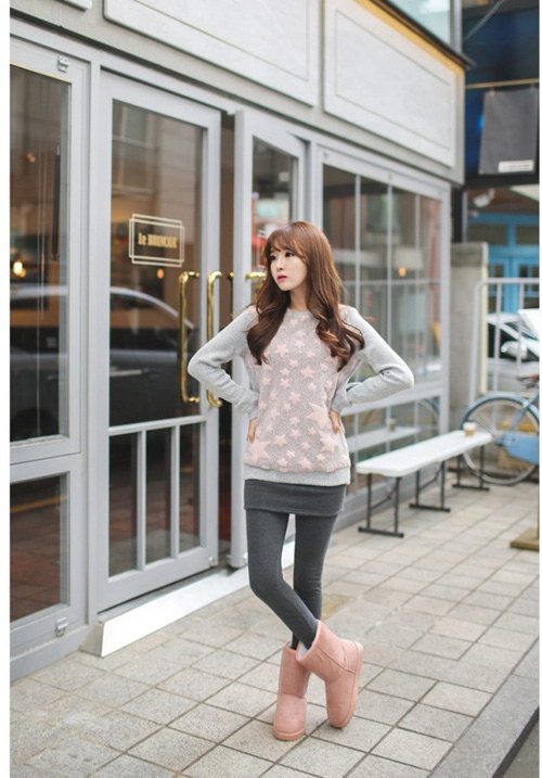 Trẻ trung hơn với quần legging giả váy
