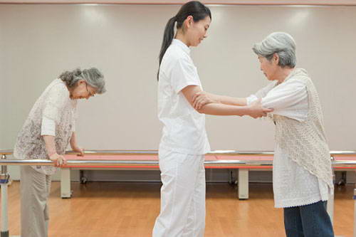Vai trò của người điều dưỡng trong phục hồi chức năng