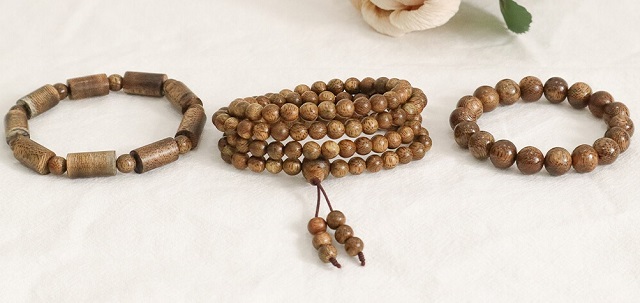 Vòng tay trầm hương 21 hạt