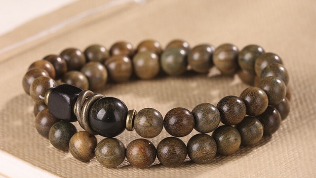 Vòng tay trầm hương 36 hạt