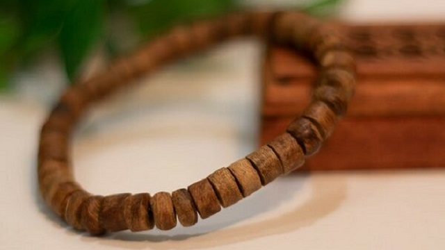 Vòng tay trầm hương 36 hạt