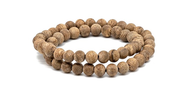 Ý nghĩa Phong thủy & Tâm linh của vòng trầm hương